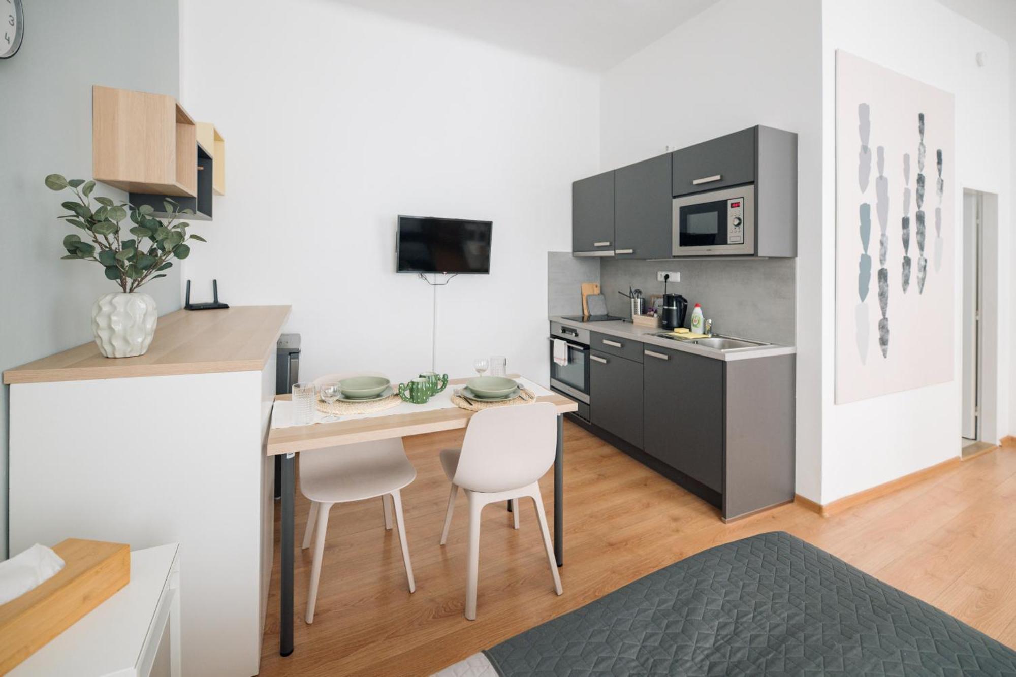 ברנו 7 Nights Apartments Dominikanske N. מראה חיצוני תמונה
