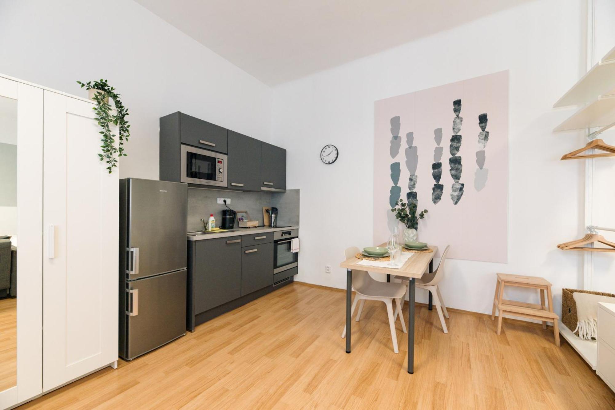 ברנו 7 Nights Apartments Dominikanske N. מראה חיצוני תמונה